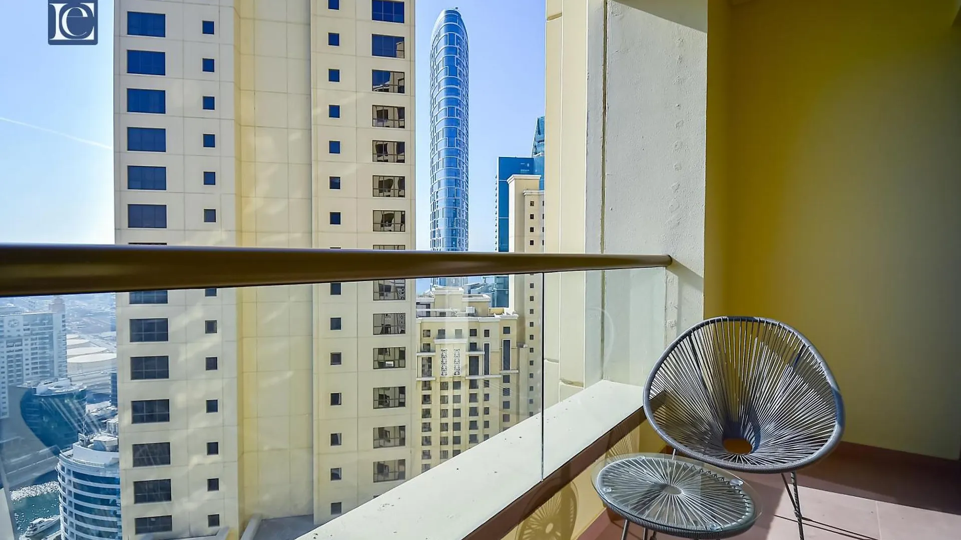 Luxury Escapes - Luxurious 2-Bedroom Apartment With Stunning Lake Views In Jbr Dubai