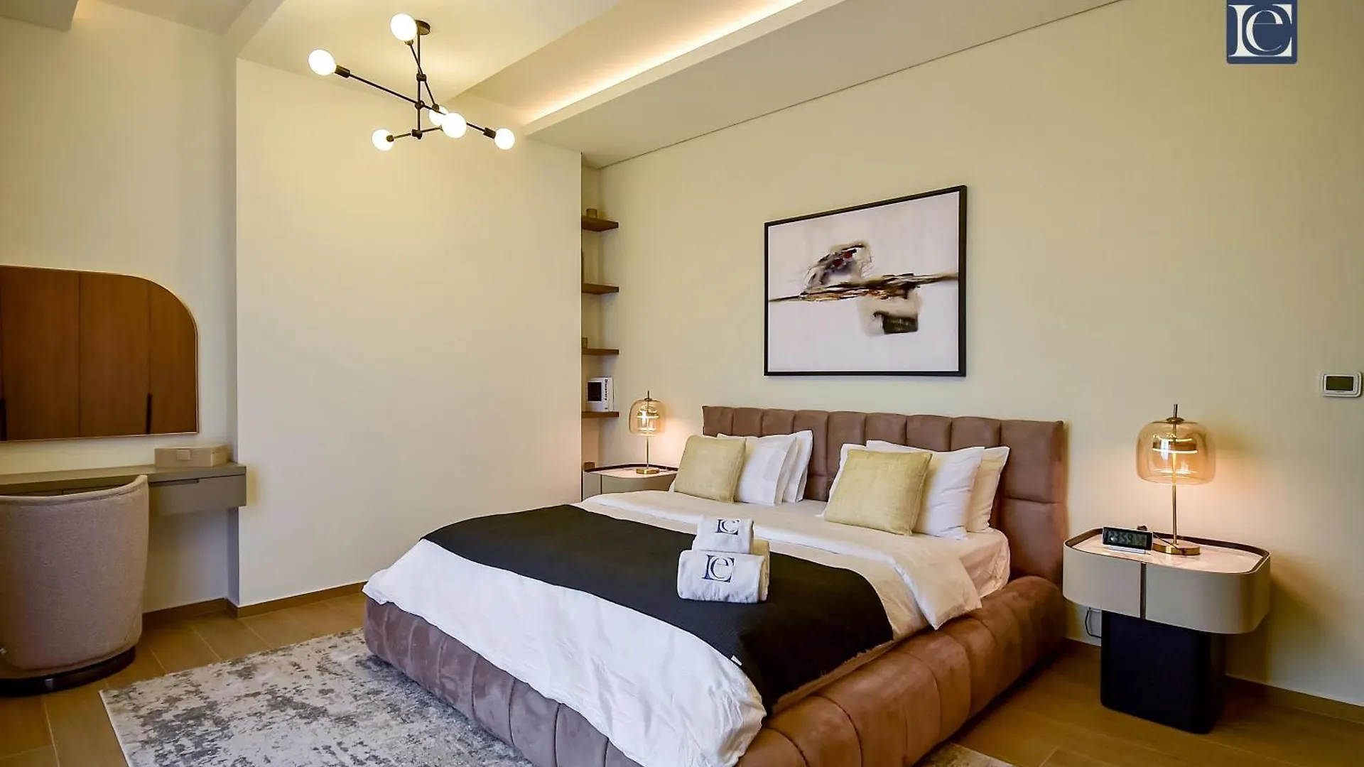Luxury Escapes - Luxurious 2-Bedroom Apartment With Stunning Lake Views In Jbr Dubai