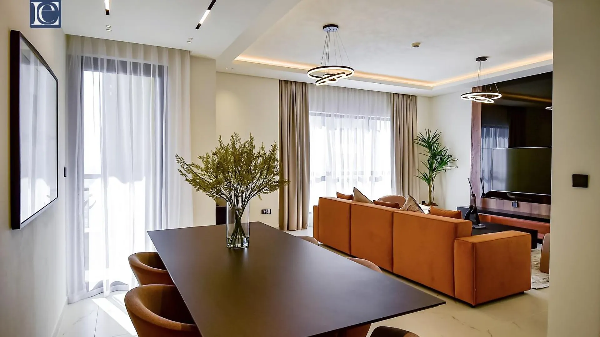 Luxury Escapes - Luxurious 2-Bedroom Apartment With Stunning Lake Views In Jbr Dubai